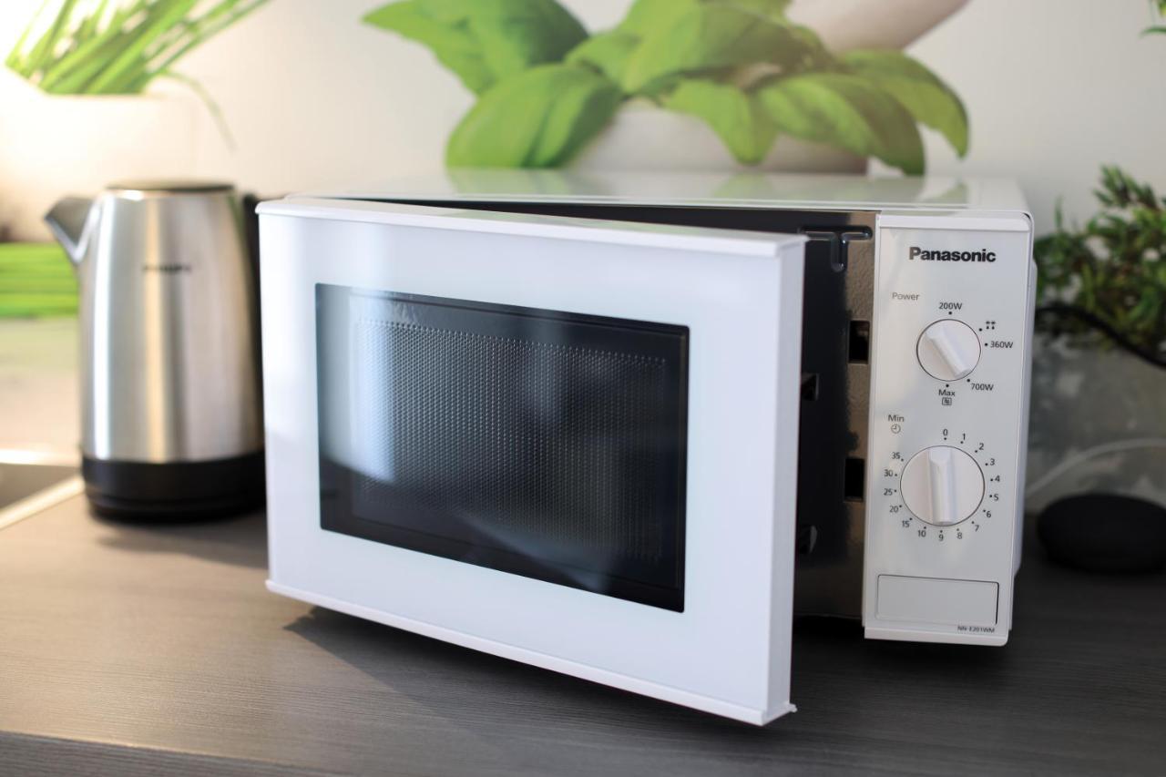 Modern Und Neu, Top Ausstattung Mit Kaffeevollautomat, 2X Netflix-Tv, Lueftungsanlage, Geschirrspueler Wallerfangen Bagian luar foto